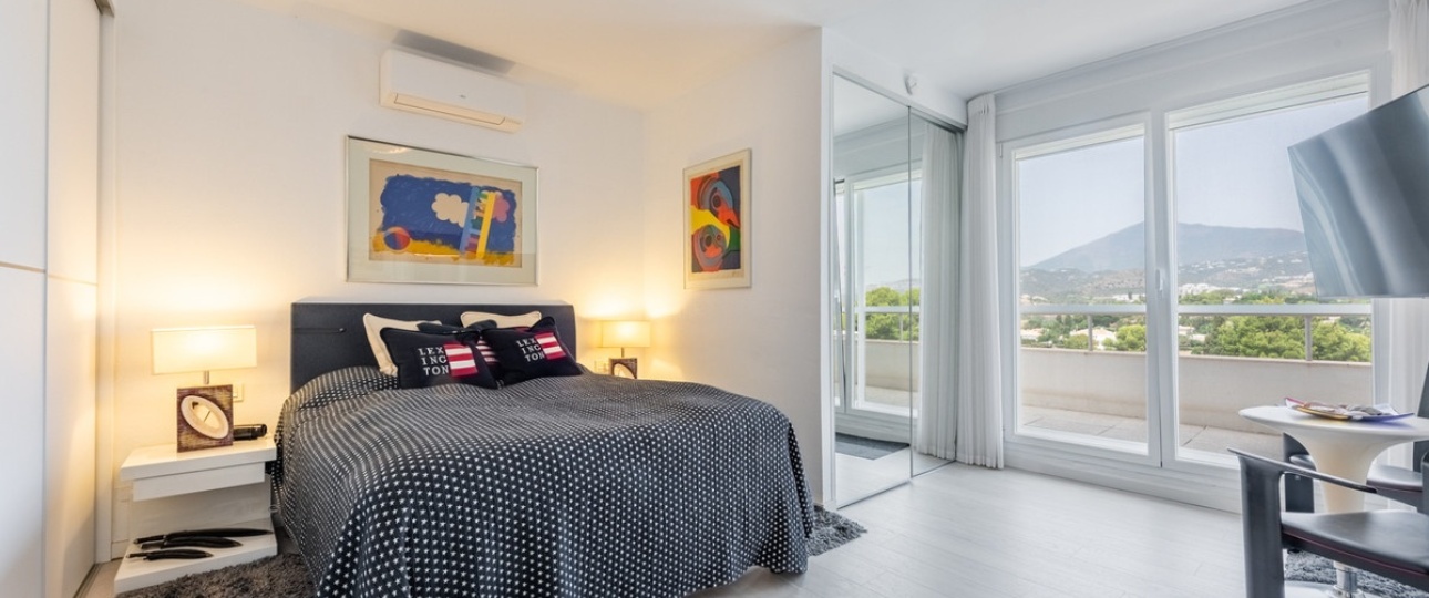 Resale - apartment - Marbella - Guadalmina Alta