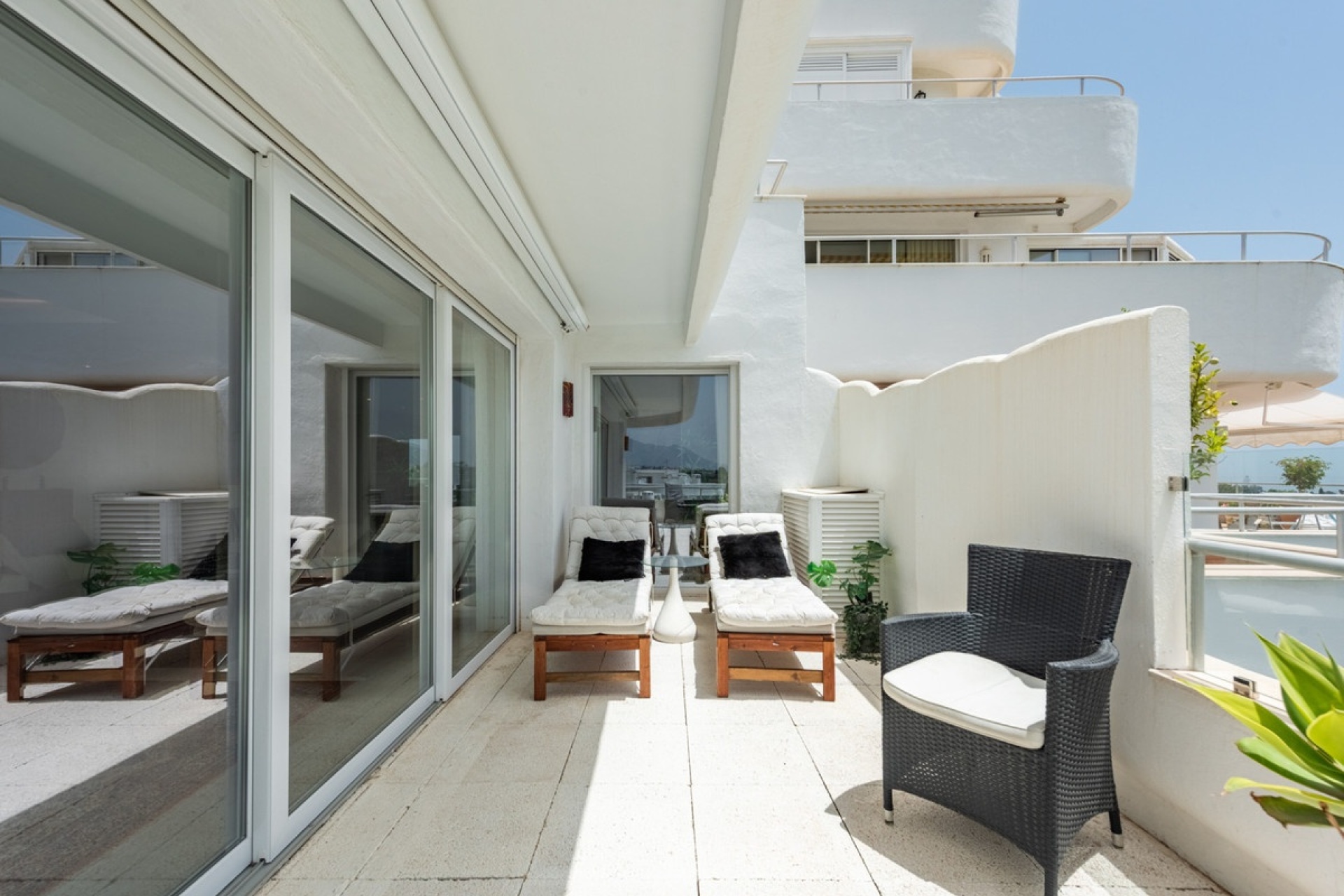 Resale - apartment - Marbella - Guadalmina Alta