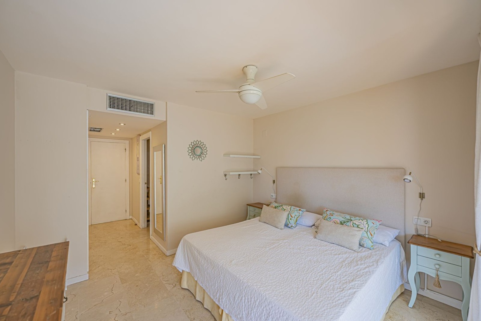 Resale - apartment - Marbella - Guadalmina Alta