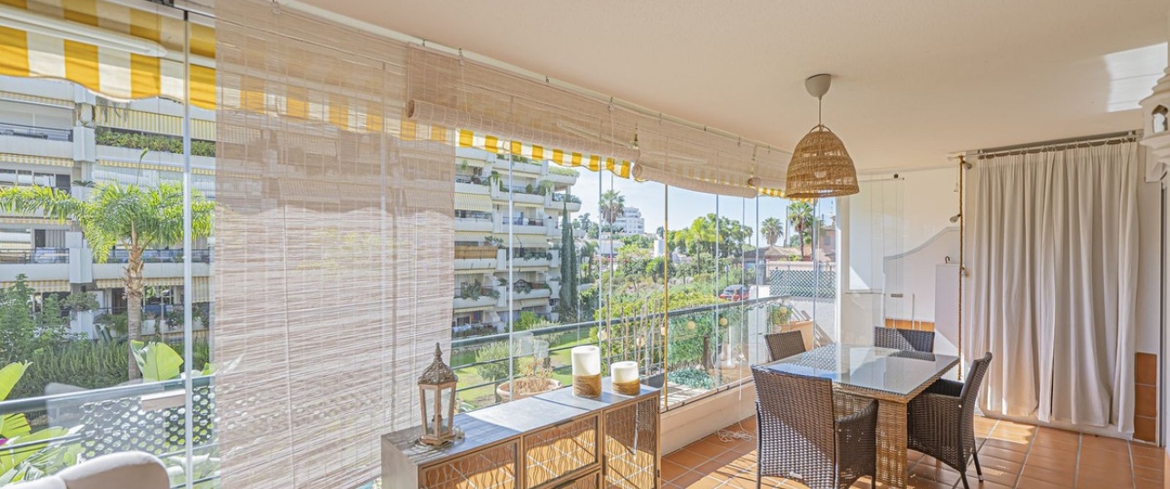 Resale - apartment - Marbella - Guadalmina Alta