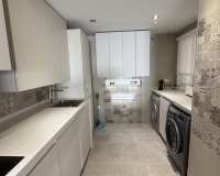 Resale - apartment - Marbella - Guadalmina Alta