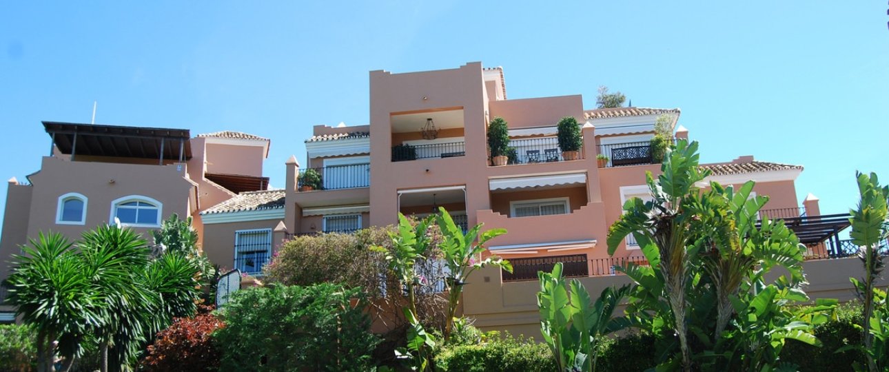 Resale - apartment - Marbella - Guadalmina Alta