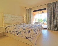 Resale - apartment - Marbella - Guadalmina Baja