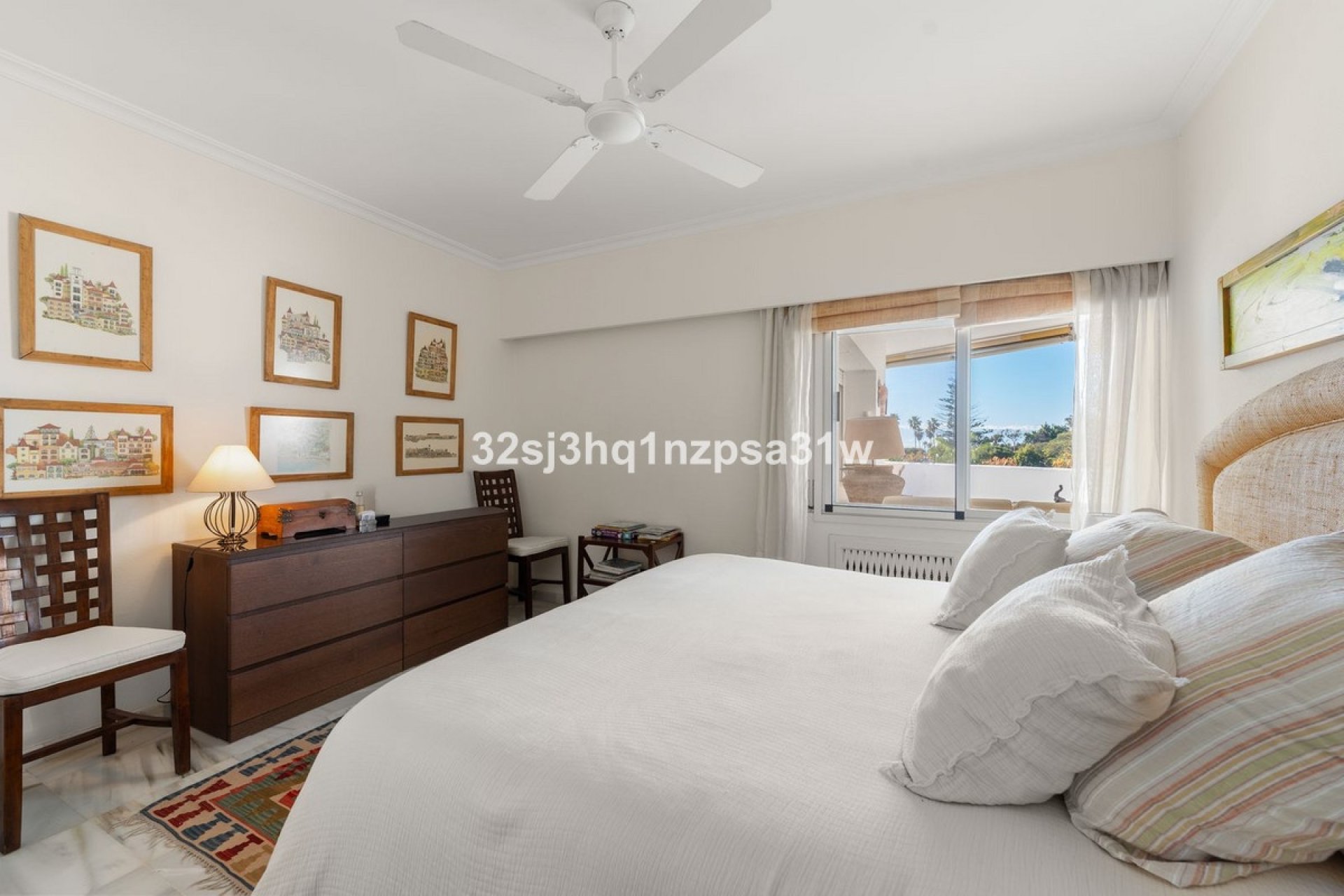 Resale - apartment - Marbella - Guadalmina Baja