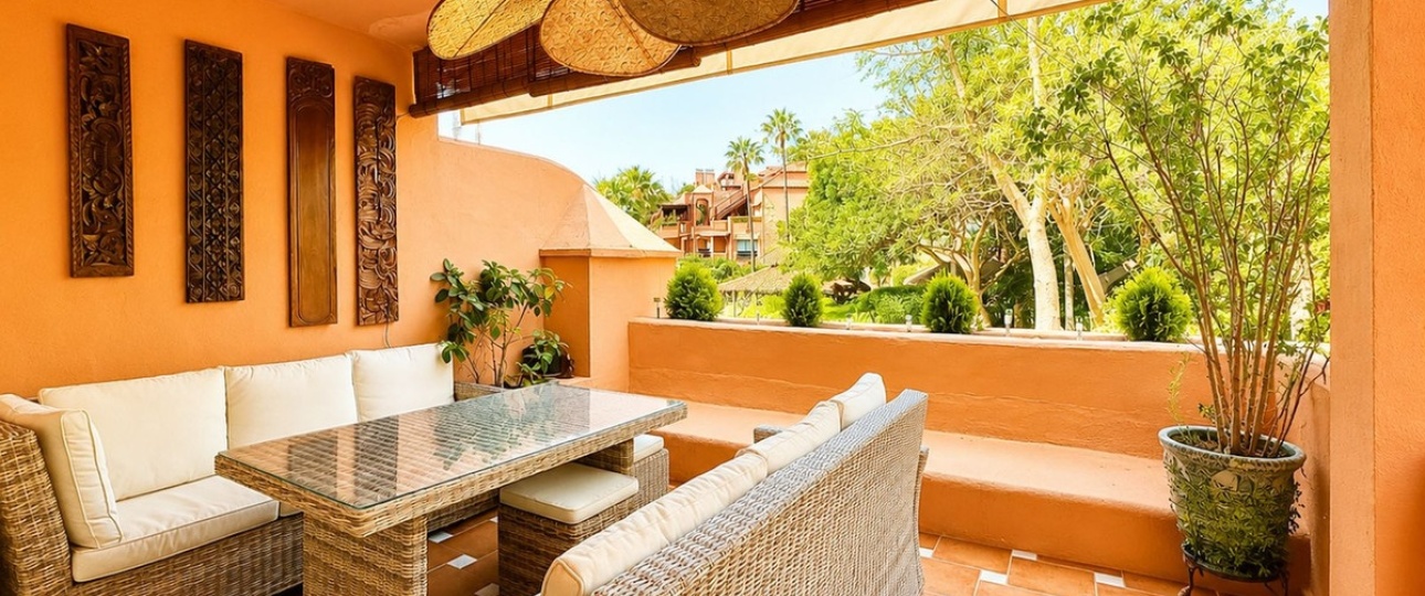Resale - apartment - Marbella - Guadalmina Baja