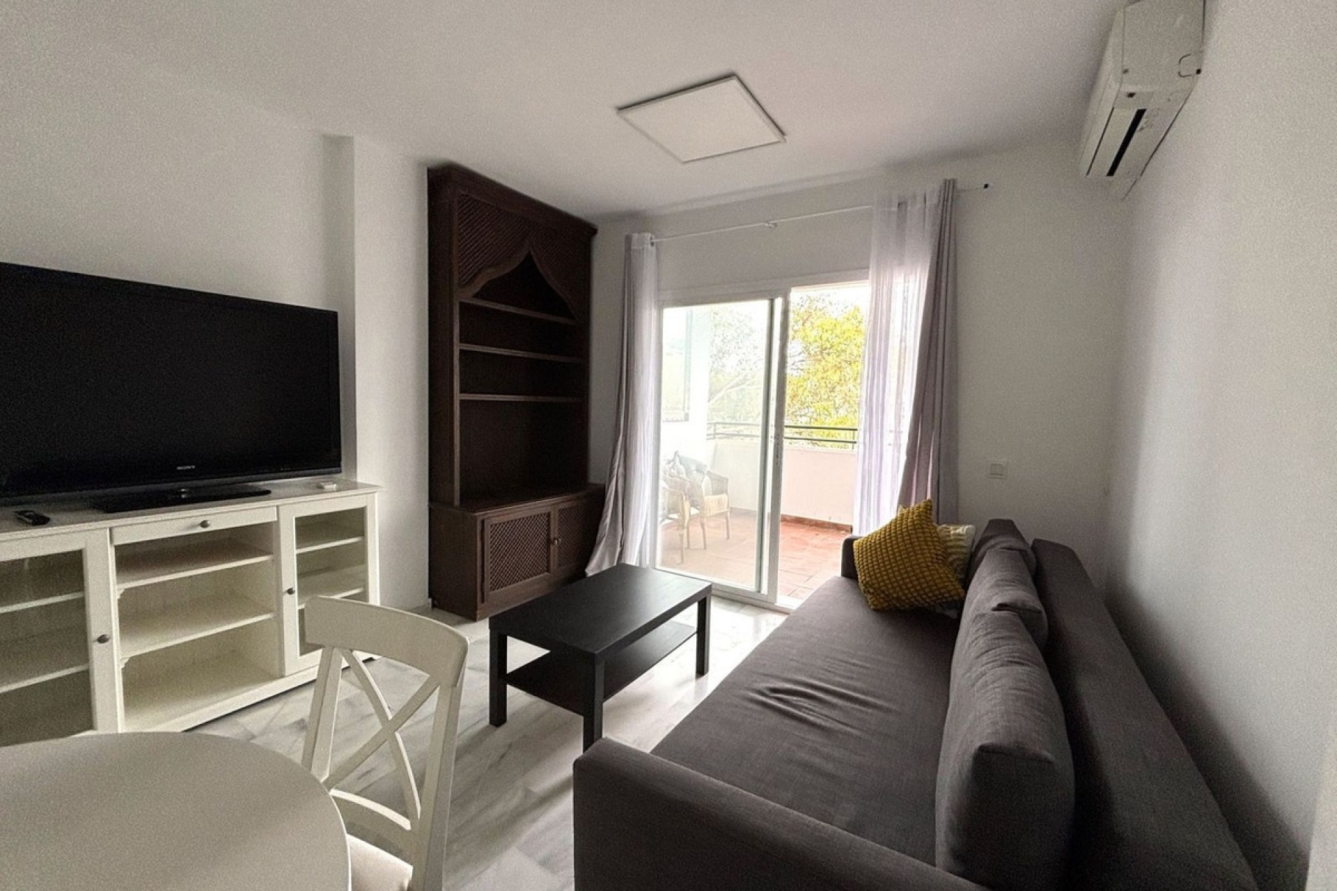 Resale - apartment - Marbella - Guadalmina Baja