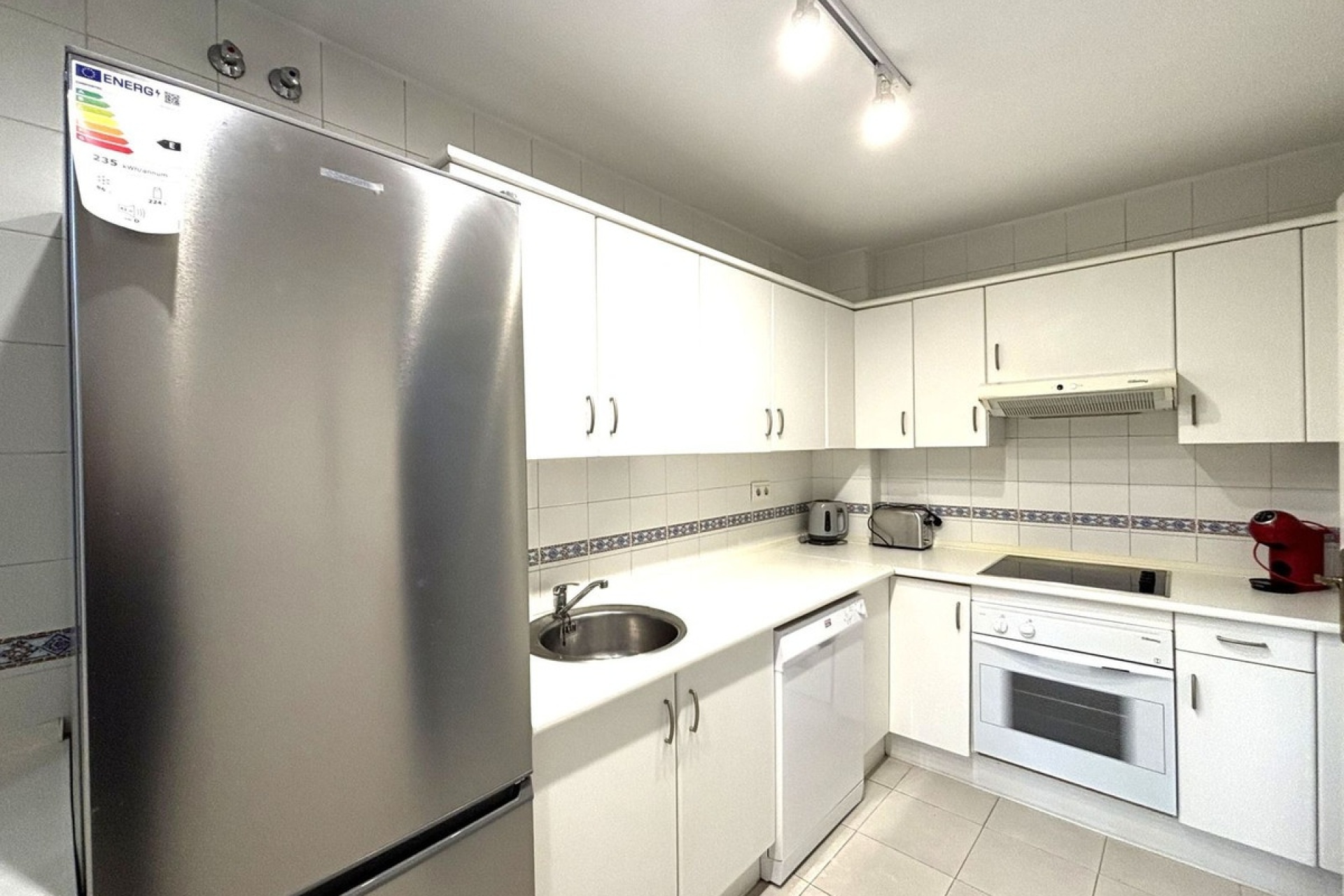 Resale - apartment - Marbella - Guadalmina Baja