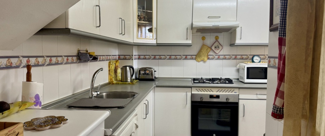 Resale - apartment - Marbella - Guadalmina Baja