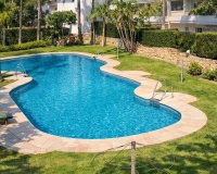 Resale - apartment - Marbella - Guadalmina Baja