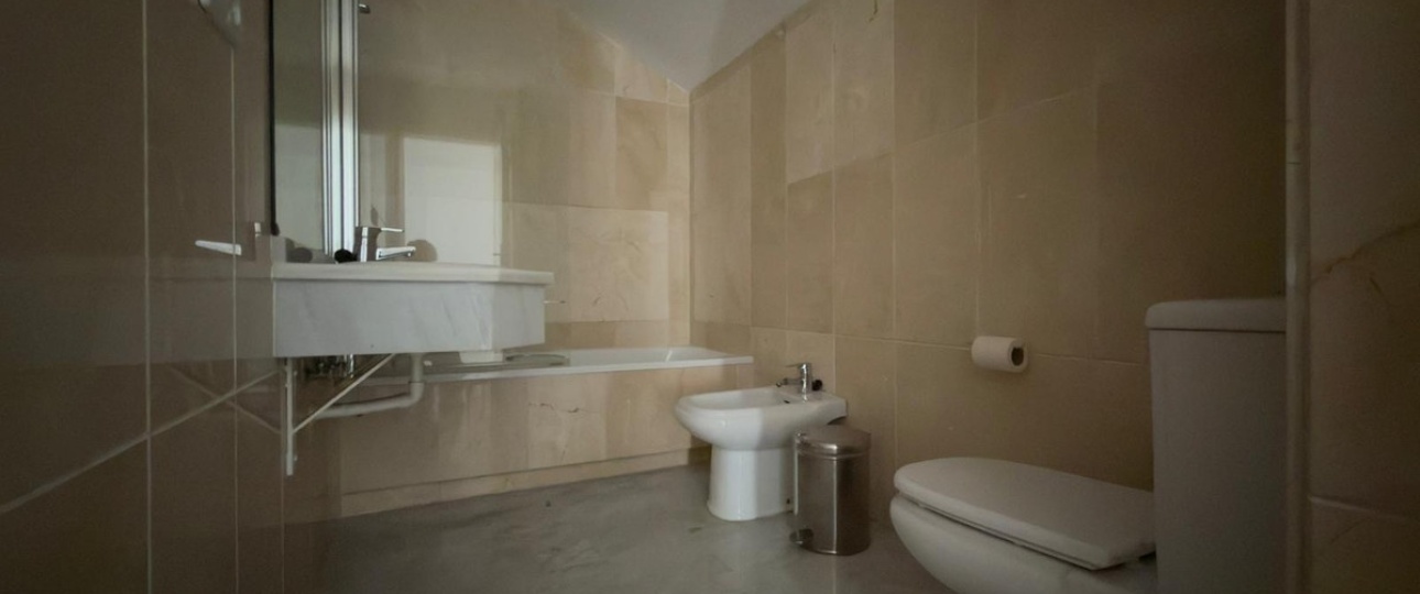 Resale - apartment - Marbella - Guadalmina Baja