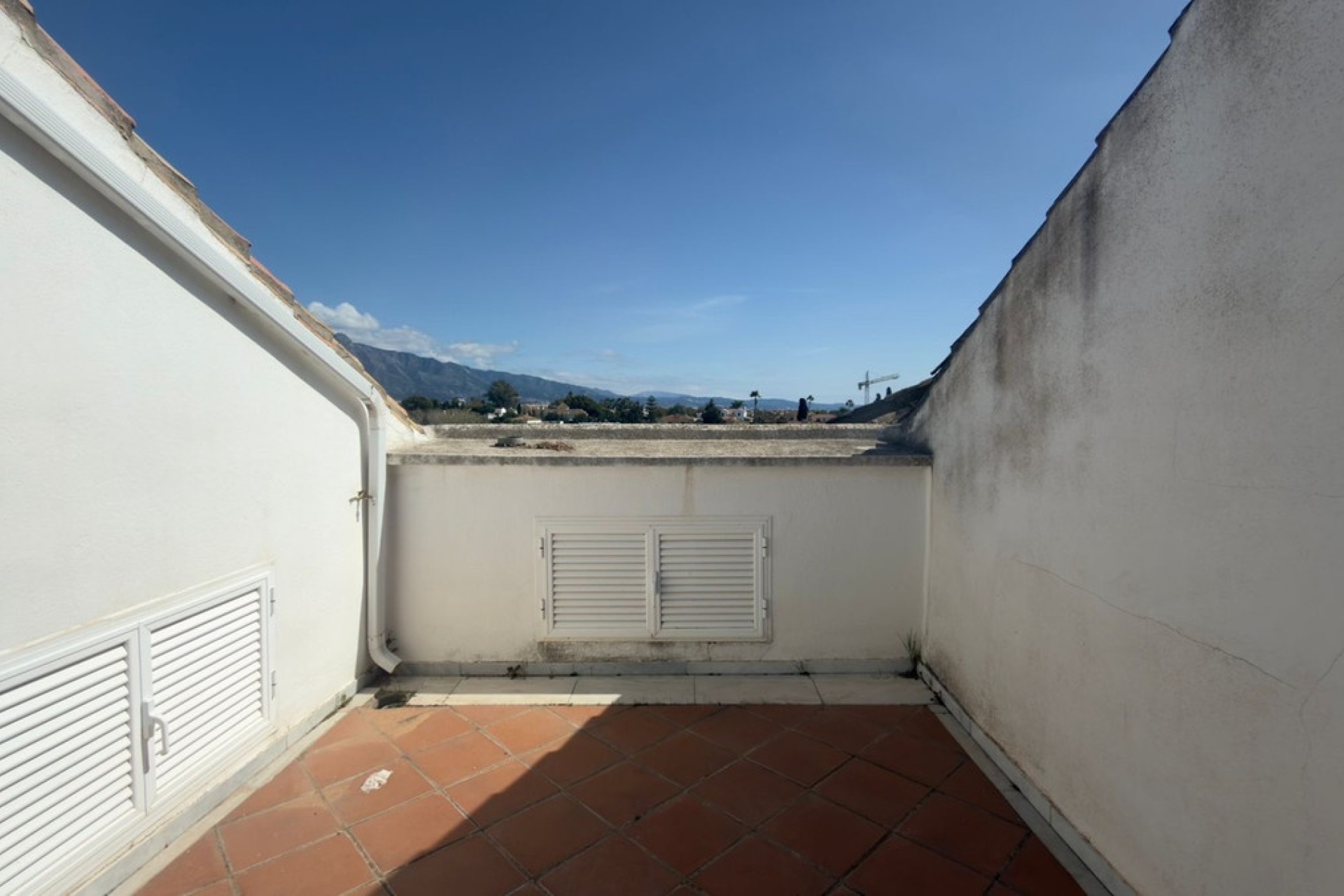 Resale - apartment - Marbella - Guadalmina Baja
