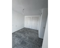 Resale - apartment - Marbella - Guadalmina Baja