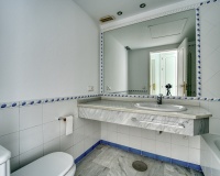 Resale - apartment - Marbella - Guadalmina Baja