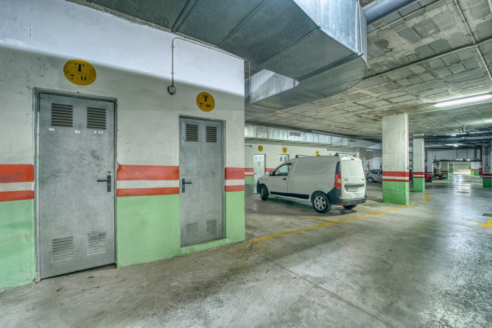 Resale - apartment - Marbella - Guadalmina Baja