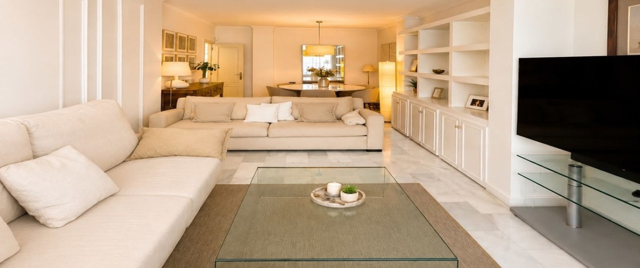 Resale - apartment - Marbella - Guadalmina Baja