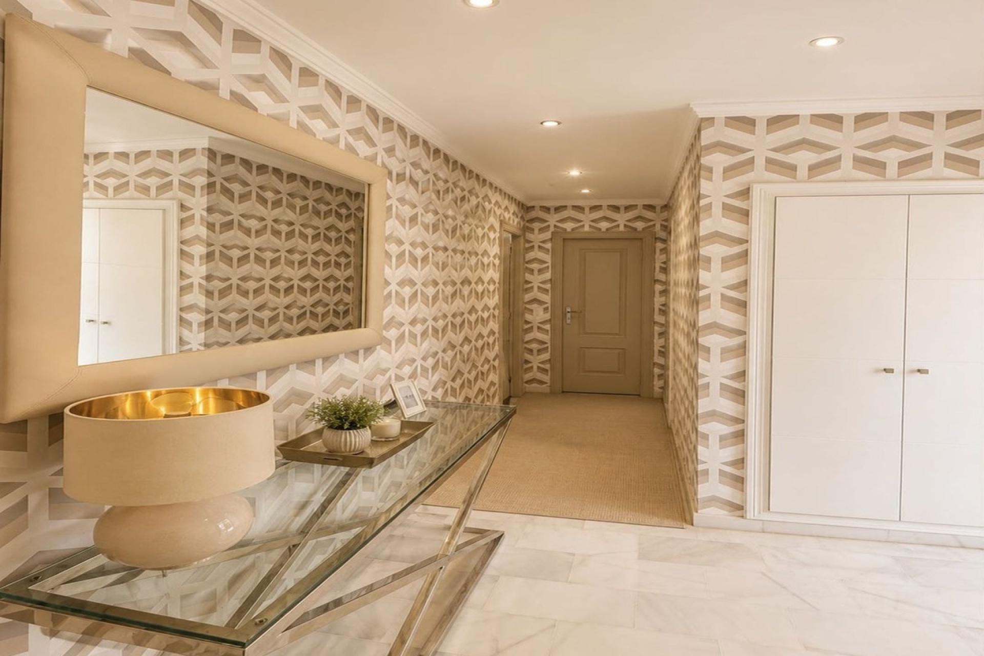 Resale - apartment - Marbella - Guadalmina Baja