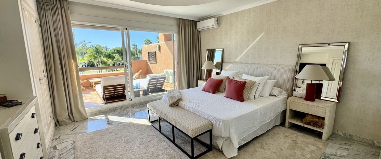 Resale - apartment - Marbella - Guadalmina Baja