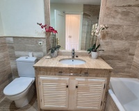 Resale - apartment - Marbella - Guadalmina Baja