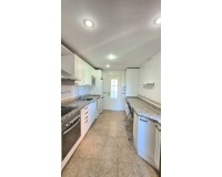 Resale - apartment - Marbella - Guadalmina Baja