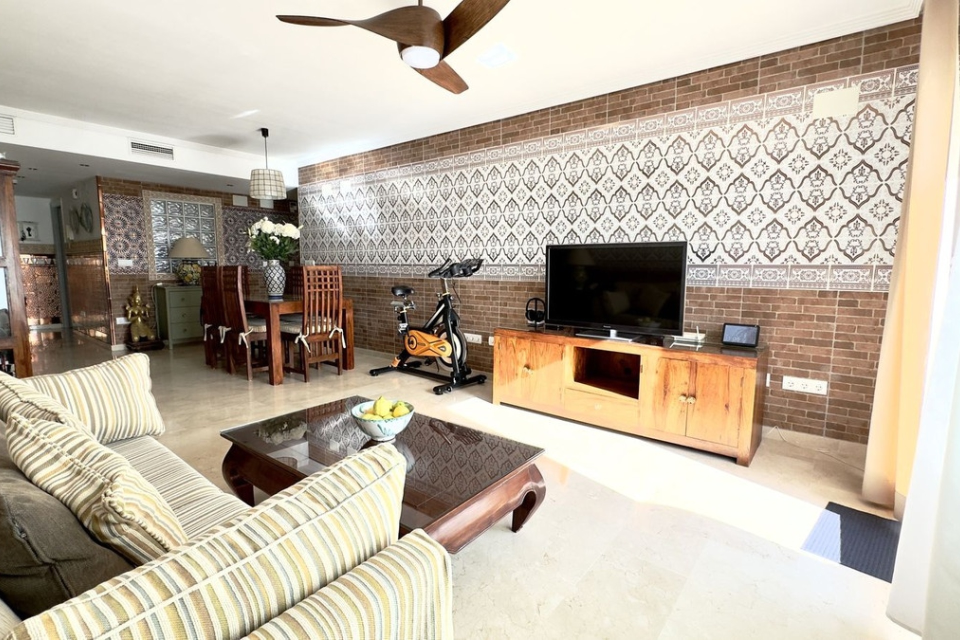 Resale - apartment - Marbella - Guadalmina Baja