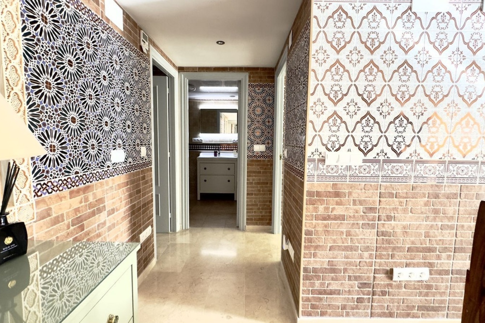 Resale - apartment - Marbella - Guadalmina Baja