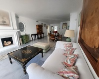 Resale - apartment - Marbella - Guadalmina Baja