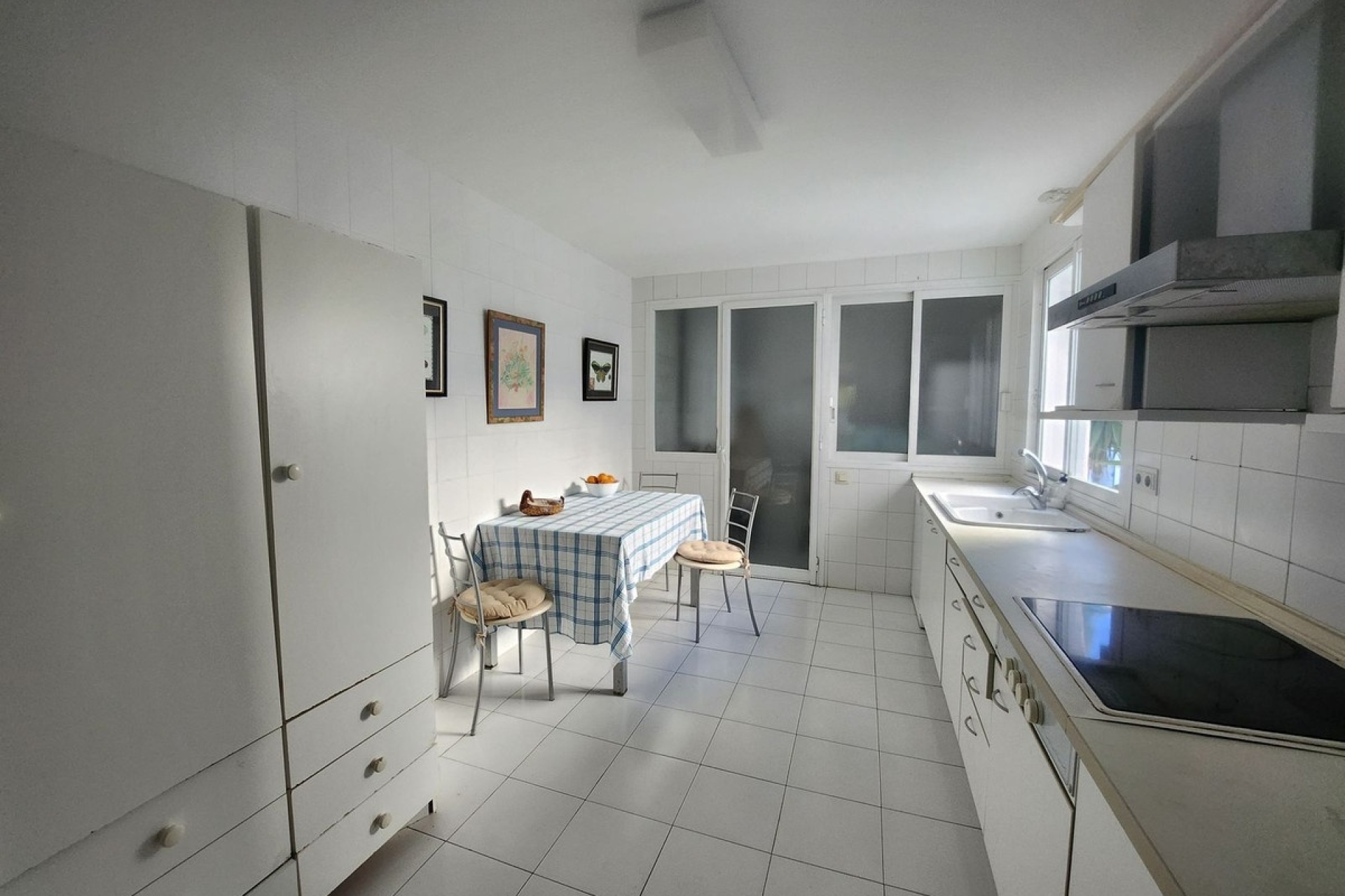 Resale - apartment - Marbella - Guadalmina Baja