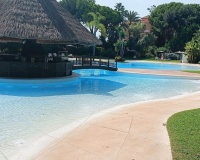 Resale - apartment - Marbella - Guadalmina Baja
