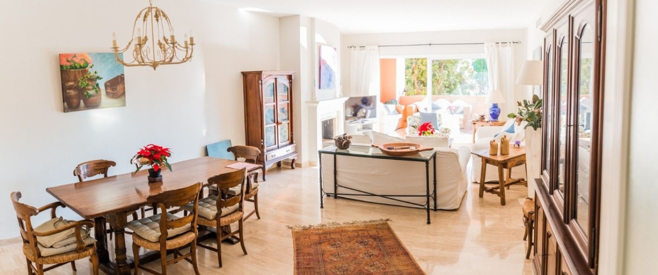 Resale - apartment - Marbella - Guadalmina Baja