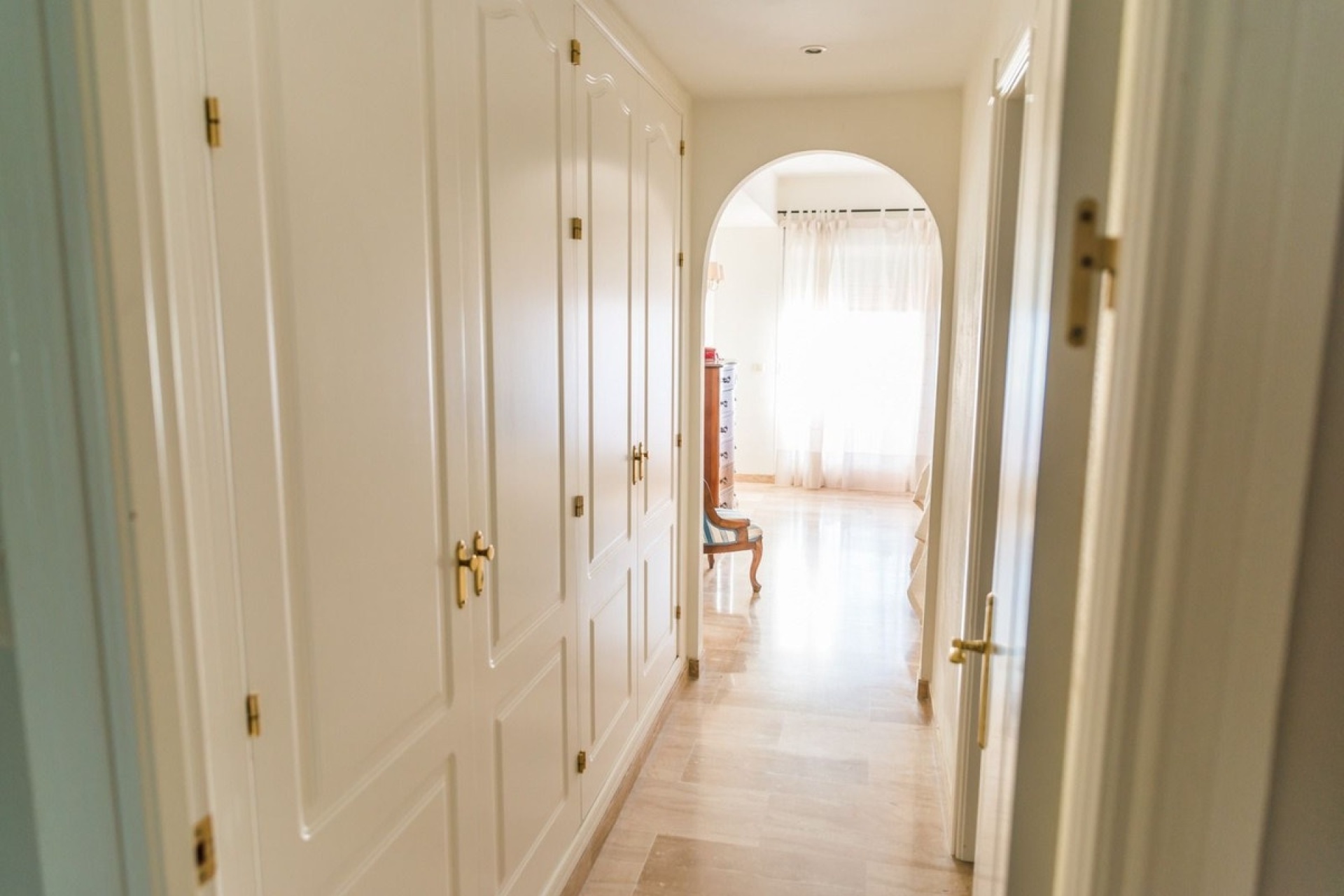 Resale - apartment - Marbella - Guadalmina Baja