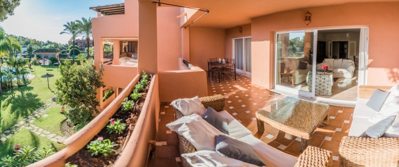 Resale - apartment - Marbella - Guadalmina Baja