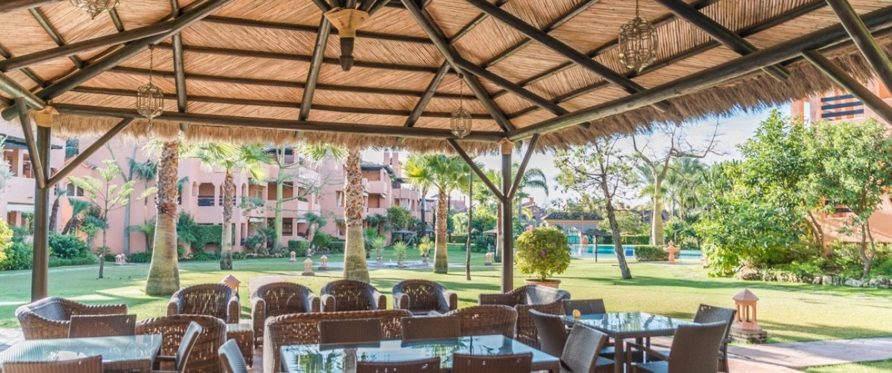 Resale - apartment - Marbella - Guadalmina Baja