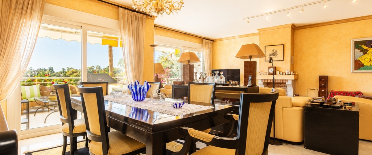 Resale - apartment - Marbella - Guadalmina Baja