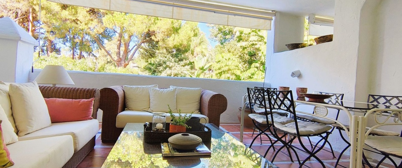 Resale - apartment - Marbella - Guadalmina Baja