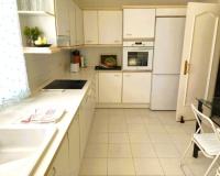Resale - apartment - Marbella - Guadalmina Baja