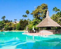 Resale - apartment - Marbella - Guadalmina Baja