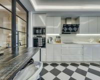 Resale - apartment - Marbella - Guadalmina Baja