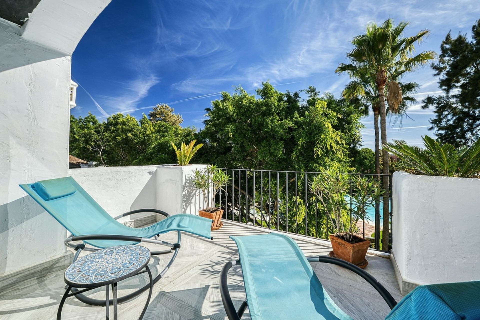 Resale - apartment - Marbella - Guadalmina Baja