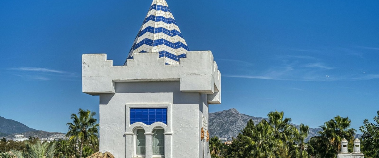 Resale - apartment - Marbella - Guadalmina Baja
