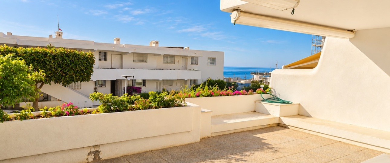 Resale - apartment - Marbella - Guadalmina Baja
