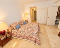 Resale - apartment - Marbella - Guadalmina Baja