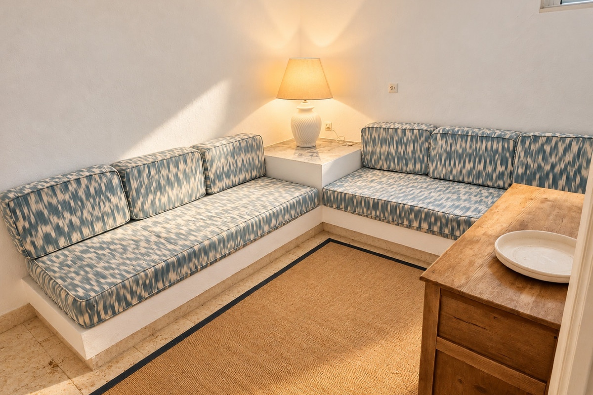 Resale - apartment - Marbella - Guadalmina Baja