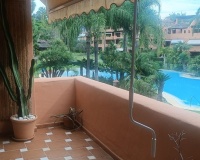 Resale - apartment - Marbella - Guadalmina Baja