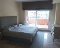 Resale - apartment - Marbella - Guadalmina Baja