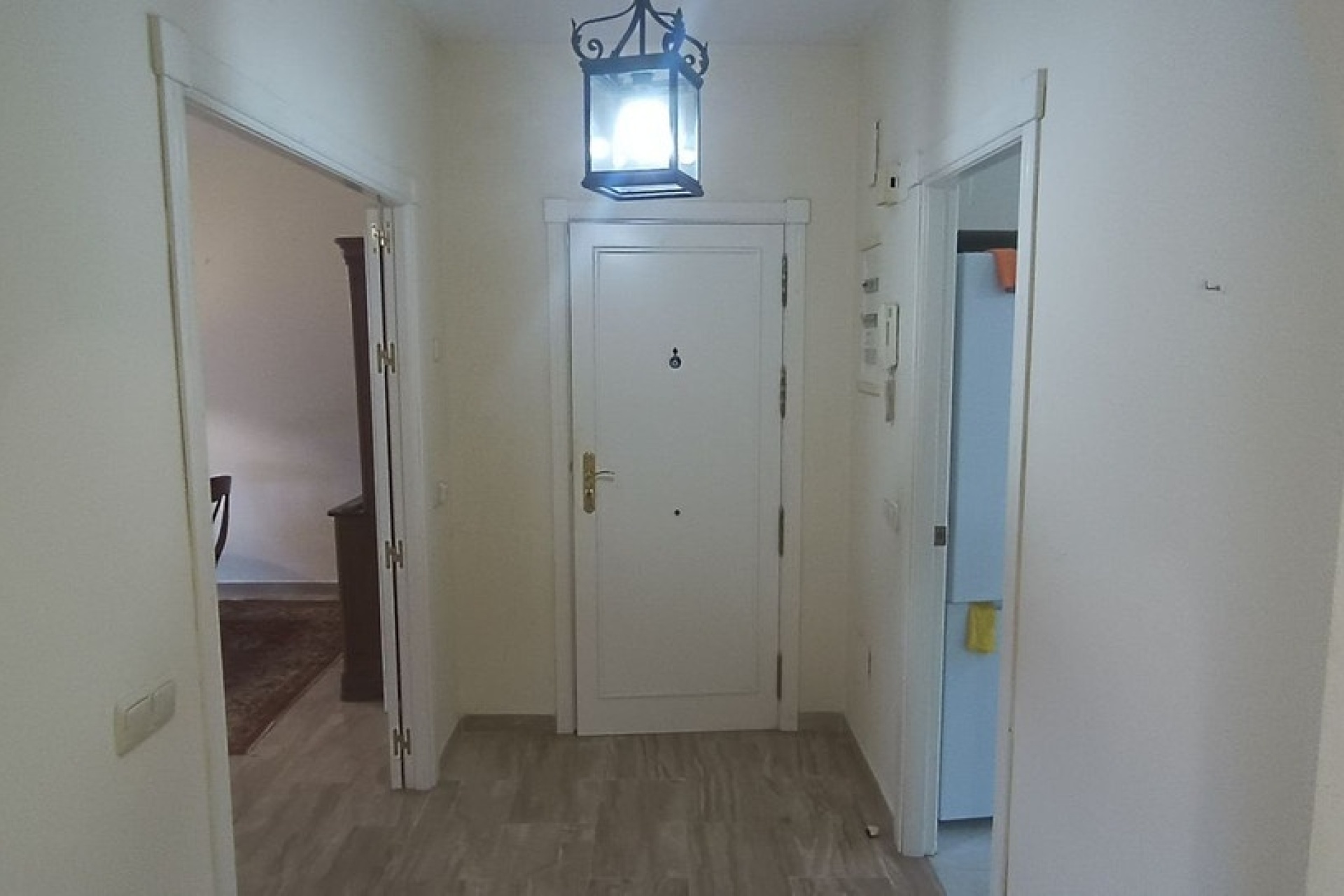 Resale - apartment - Marbella - Guadalmina Baja