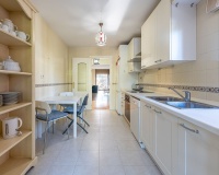 Resale - apartment - Marbella - Guadalmina Baja