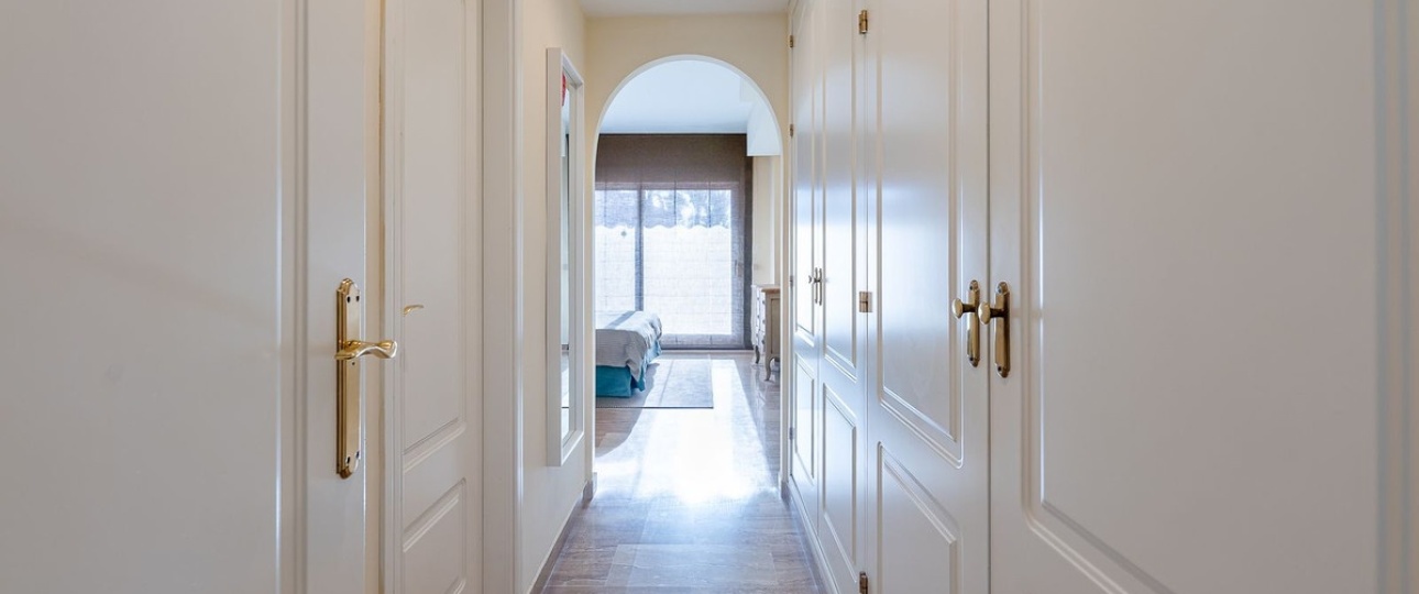 Resale - apartment - Marbella - Guadalmina Baja