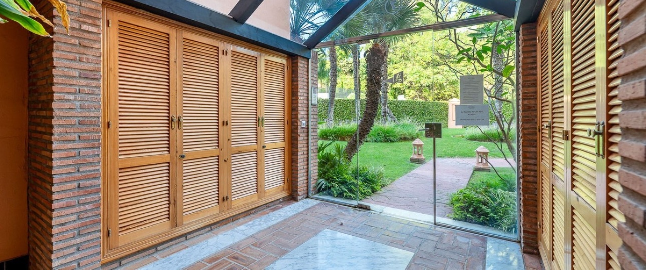 Resale - apartment - Marbella - Guadalmina Baja
