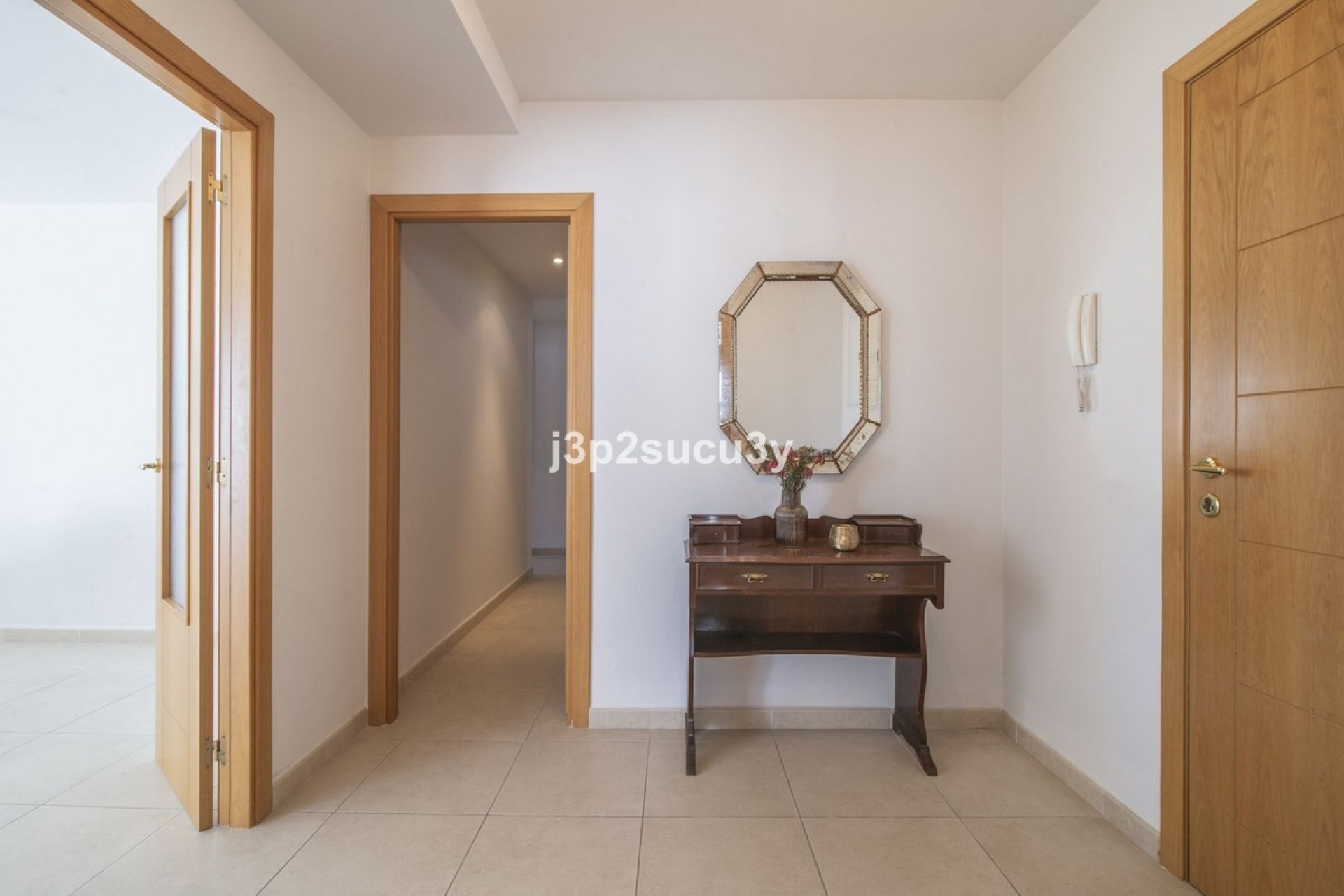 Resale - apartment - Marbella - La Campana