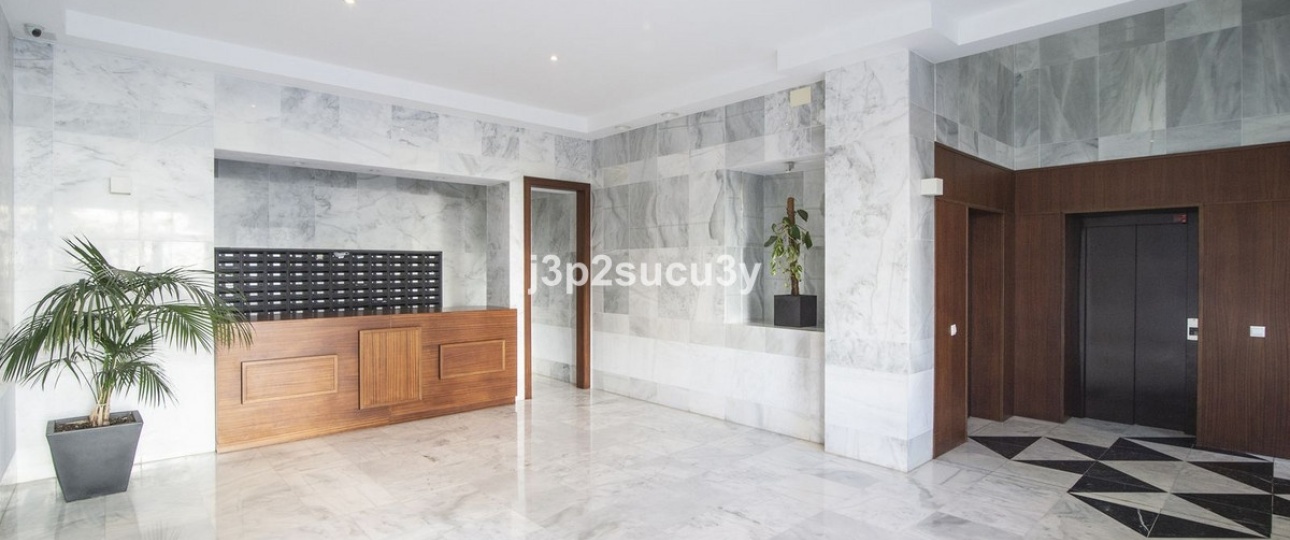 Resale - apartment - Marbella - La Campana
